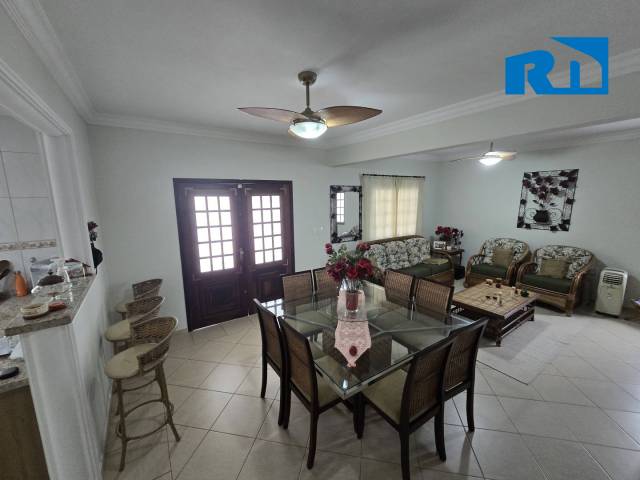 Casa para Venda em Caraguatatuba - 4