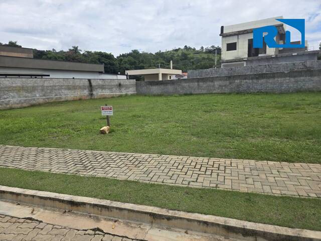 #3385 - Área para Venda em Guararema - SP