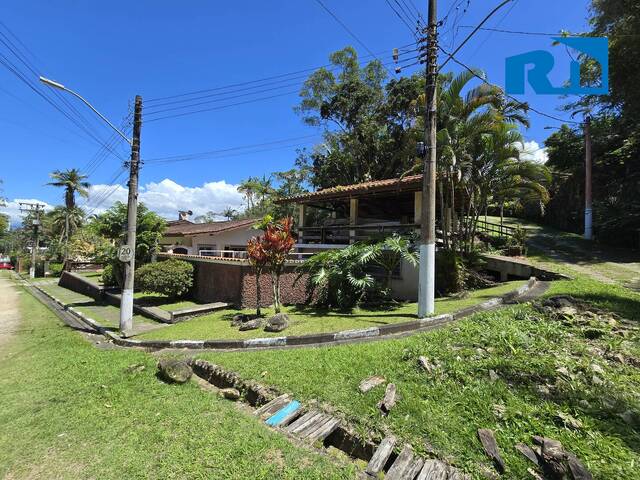 Casa para Venda em Caraguatatuba - 2