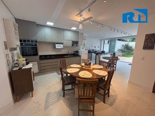 Casa para Venda em Caraguatatuba - 5