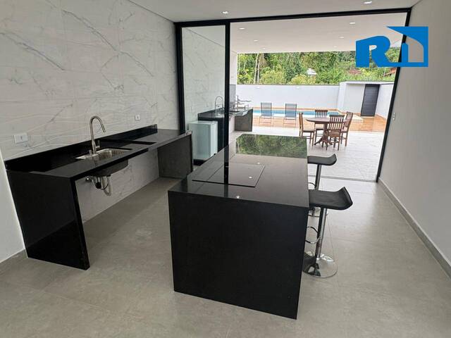 Casa para Venda em Caraguatatuba - 4