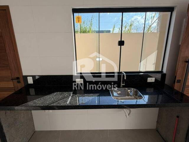 Casa para Venda em Caraguatatuba - 5