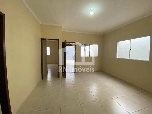 Casa para Venda em Caraguatatuba - 4