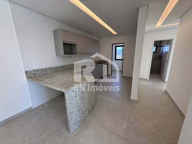 Apartamento para Venda em Caraguatatuba - 4