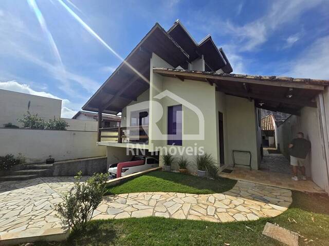 #3417 - Casa para Venda em Caraguatatuba - SP