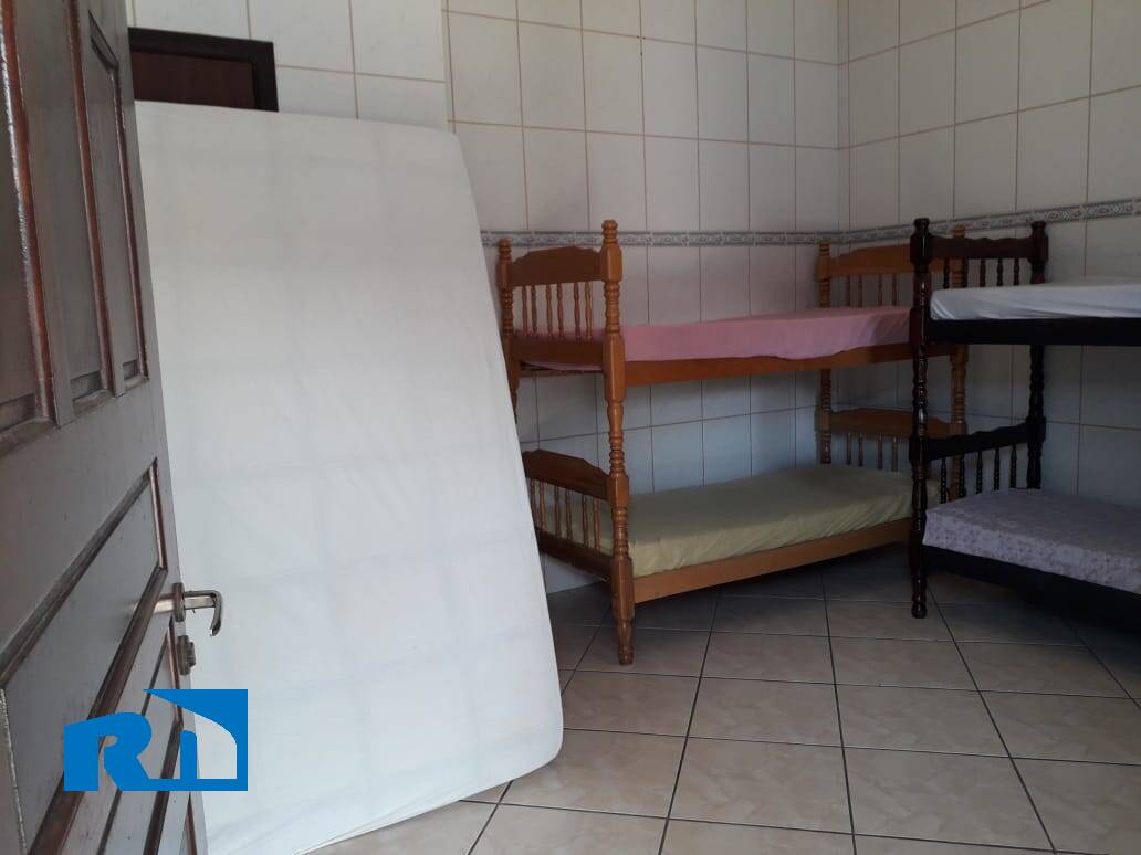 Casa à venda com 4 quartos, 160m² - Foto 9
