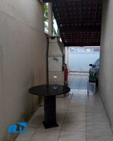 Casa à venda com 2 quartos, 81m² - Foto 17