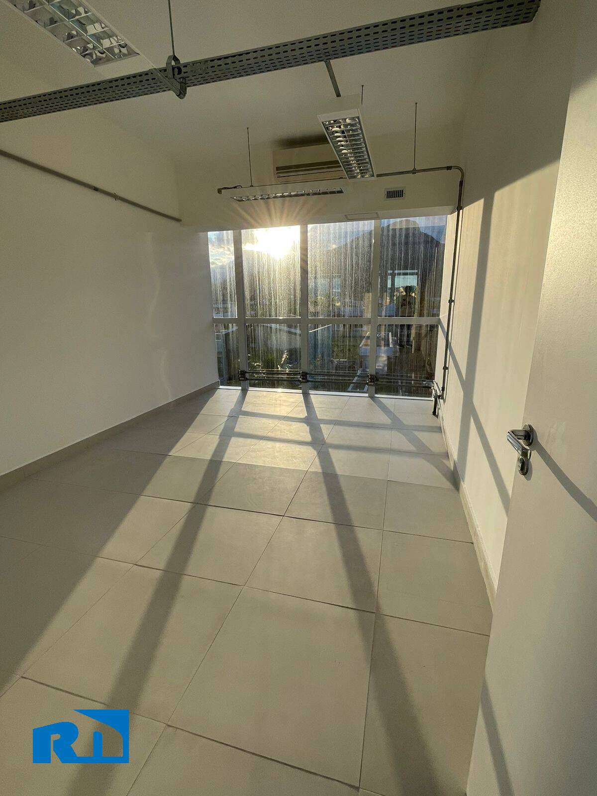 Prédio Inteiro à venda, 997m² - Foto 4