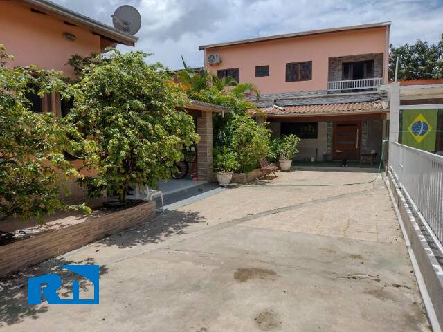 VENDE-SE | SOBRADO MOBILIADO | MORRO DO ALGODÃO.