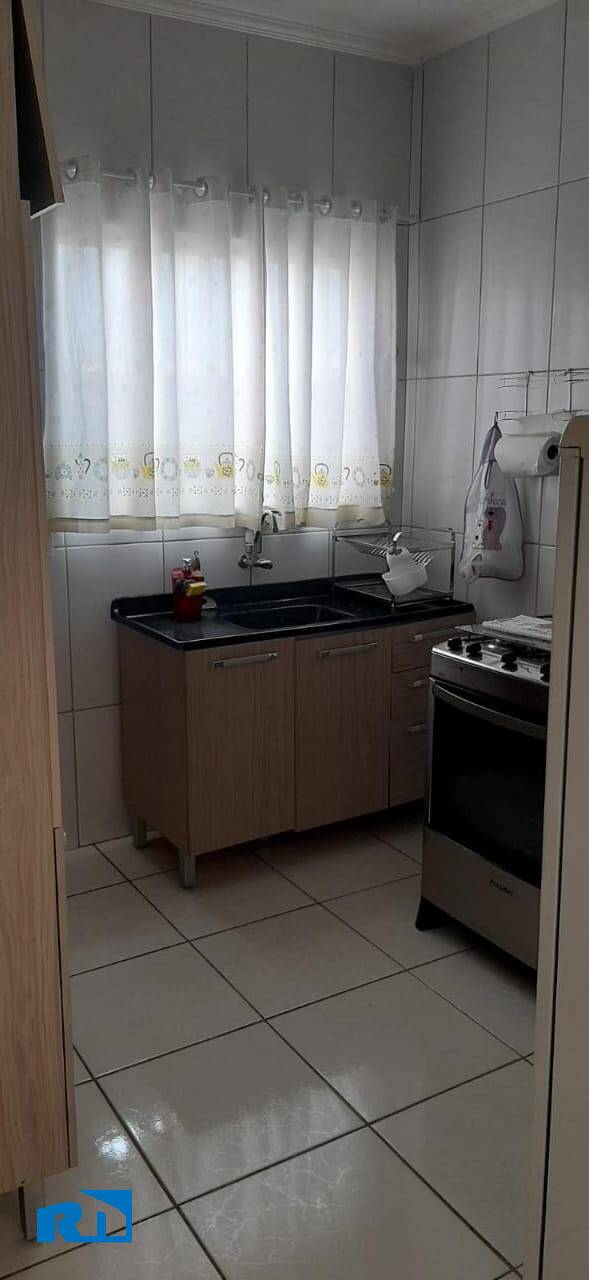 Casa à venda com 2 quartos, 250m² - Foto 5