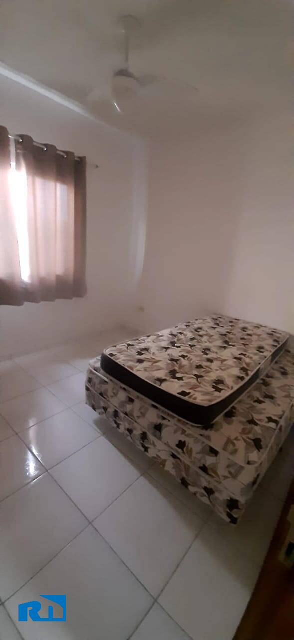 Casa à venda com 2 quartos, 250m² - Foto 7
