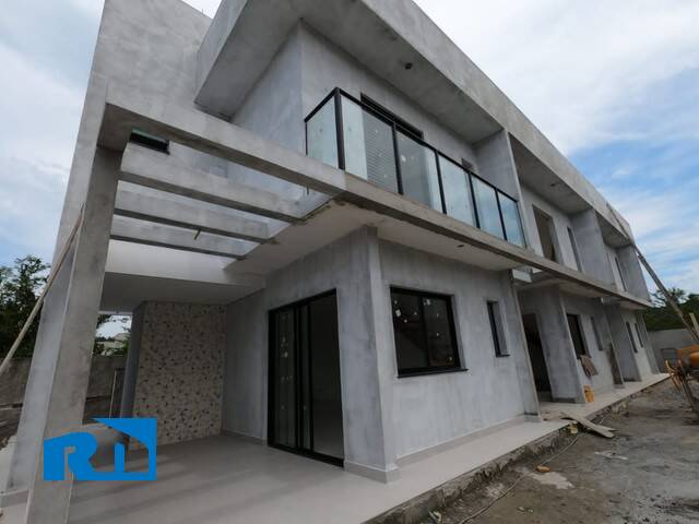 VENDE-SE | CASA EM CONDOMÍNIO | FASE DE ACABAMENTO | CAPRICÓRNIO.