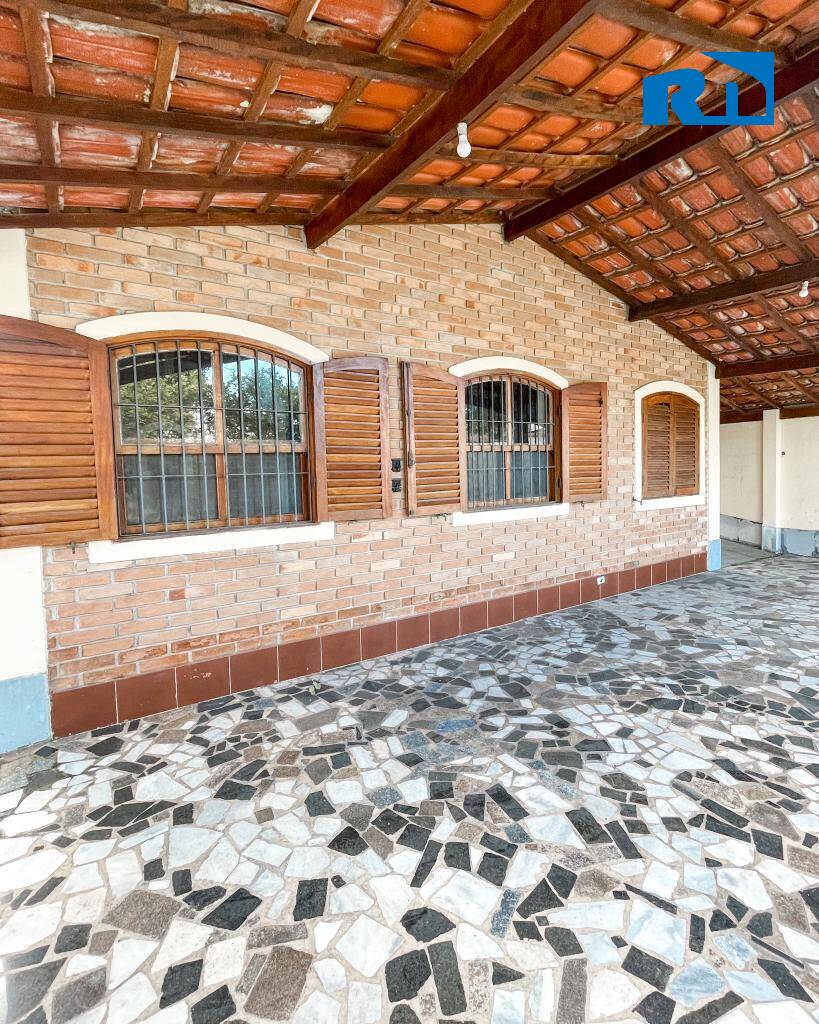 Casa, 3 quartos, 173 m² - Foto 2