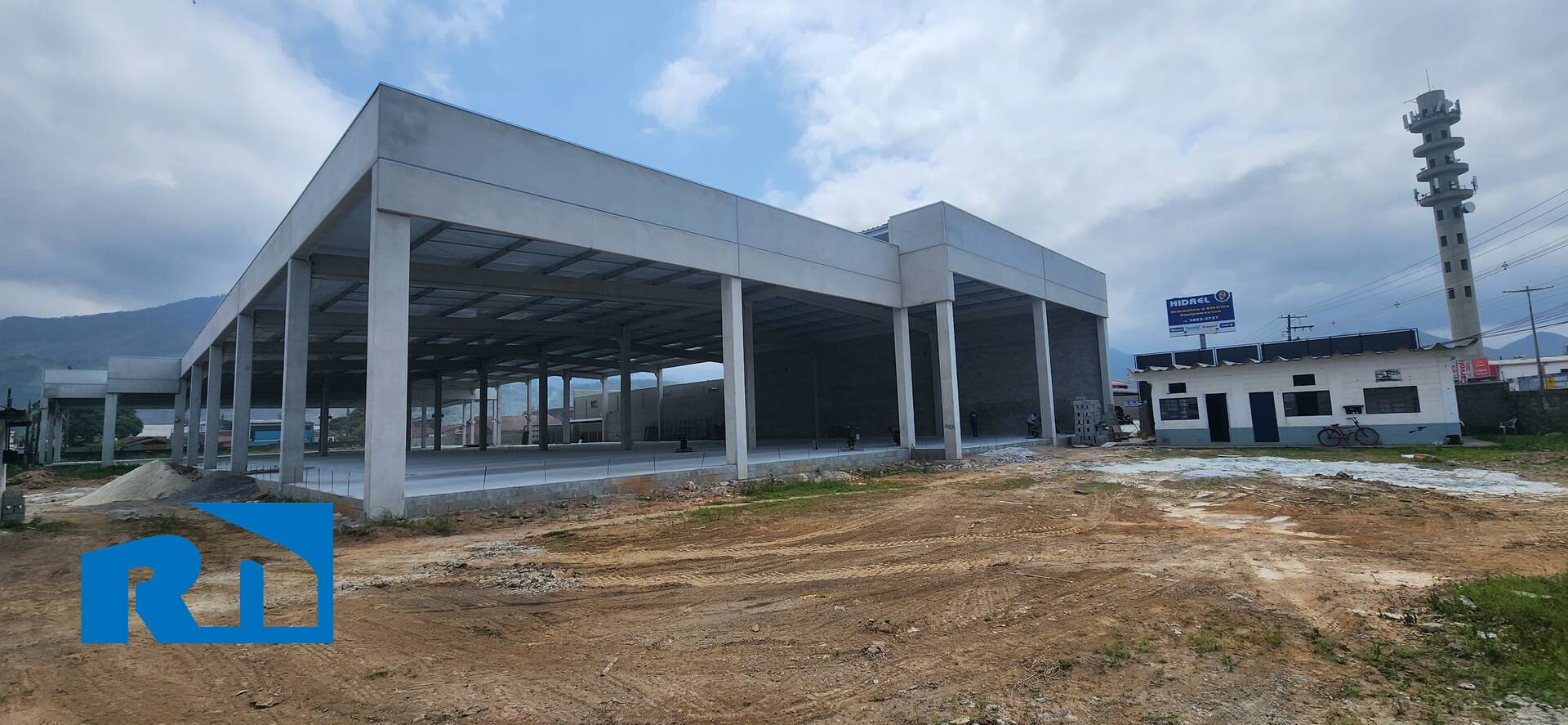 MAIOR GALPÂO DE CARAGUATATUBA PARA LOCAÇÃO