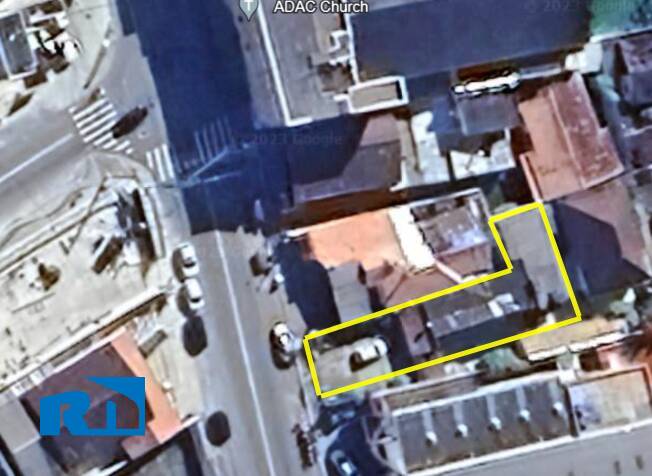 IMÓVEL EM RUA COMERCIAL NO CENTRO DE CARAGUATATUBA