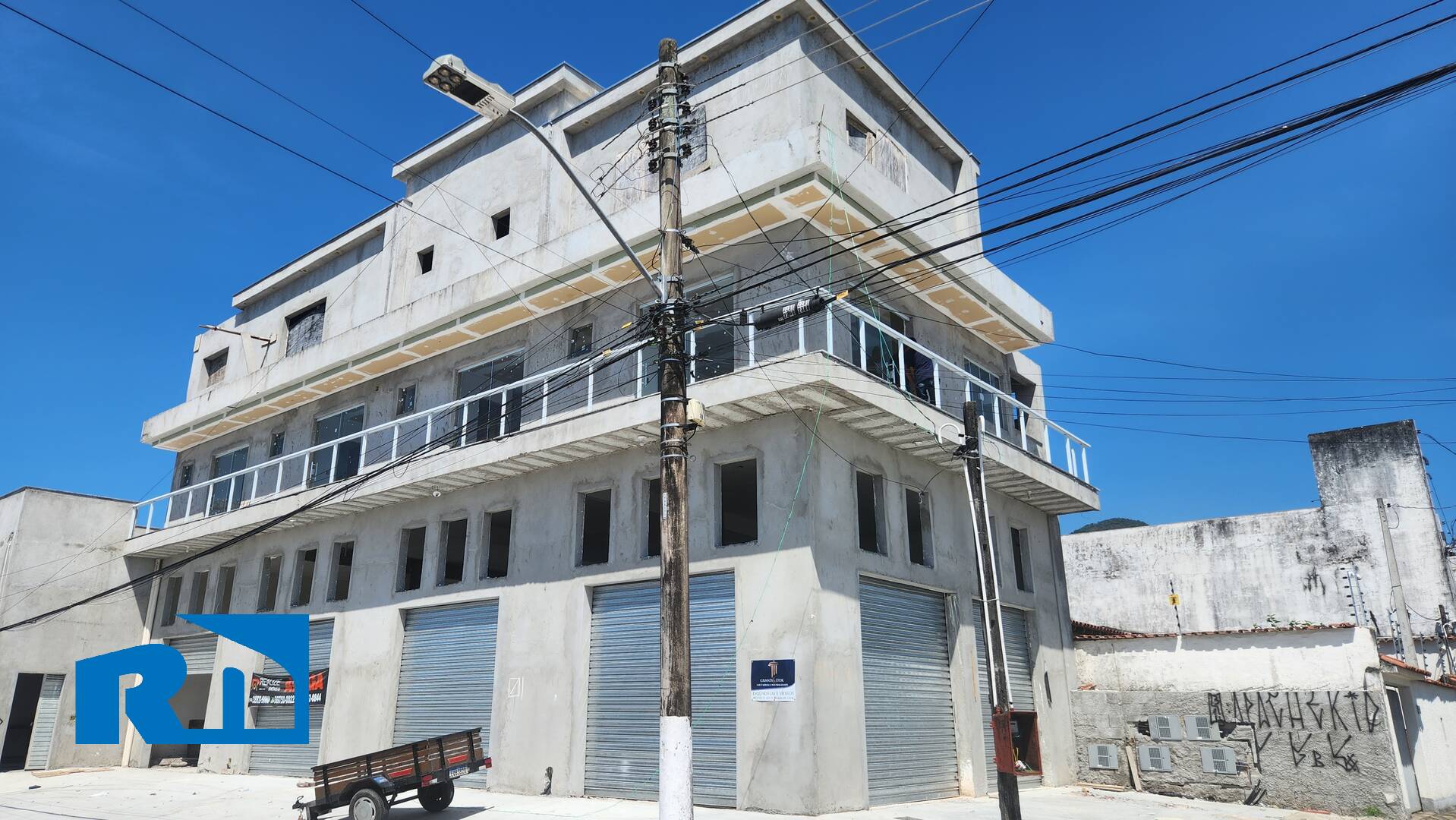 SALÃO COMERCIAL PARA LOCAÇÃO EM CARAGUATATUBA