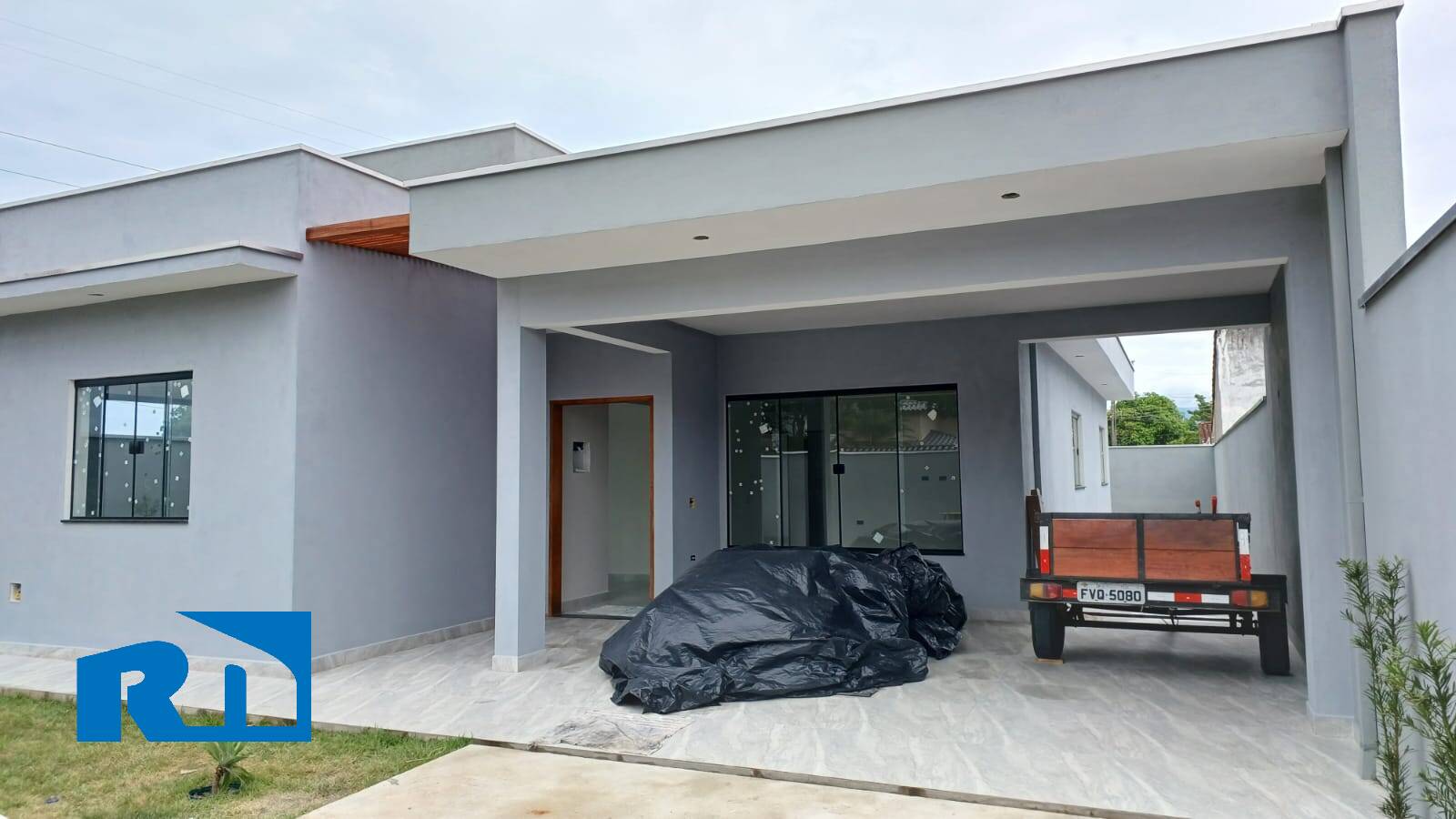 VENDE-SE | CASA NOVA COM 03 DORM SENDO 02 SUITES| PONTAL SANTA MARINA.