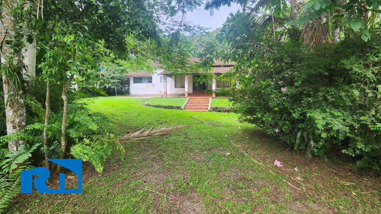 Área em Condominio Fechado a venda em Caraguatatuba.