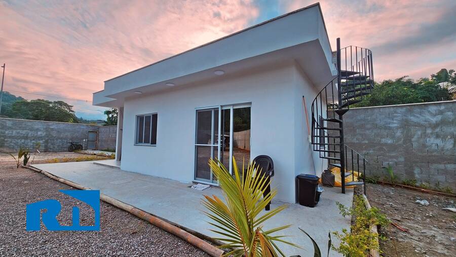 Oportunidade Imóvel Frente à Rodovia com Potencial Comercial! CARAGUATATUBA