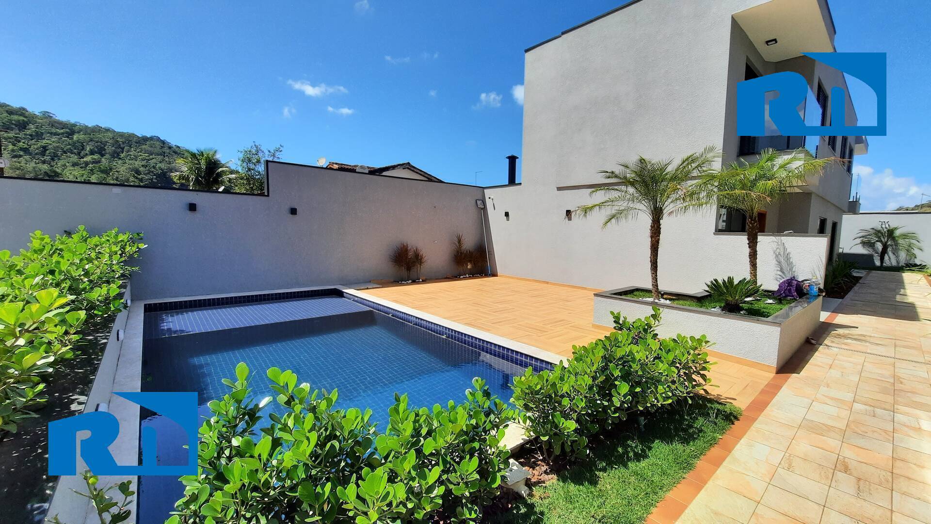 Sobrado novo com estilo moderno a venda em caraguatatuba