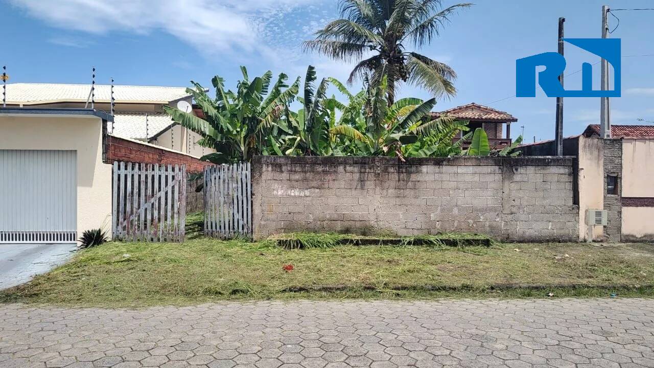 Terreno Plano e Murado à Venda no Pontal Santa Marina - Caraguatatuba