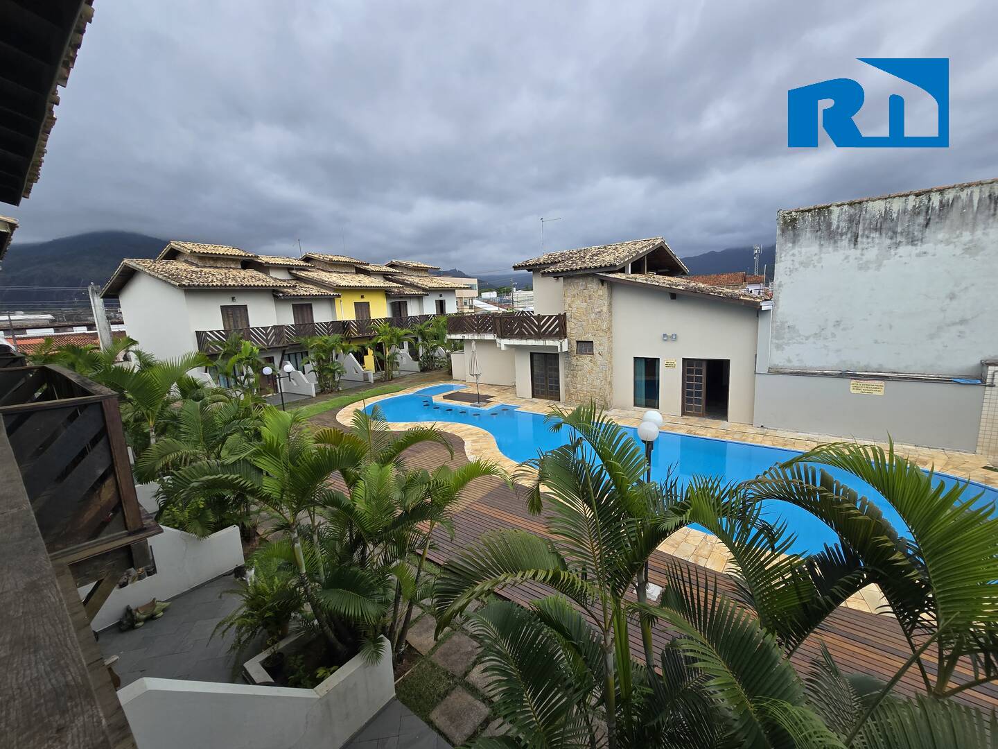 Sobrado em Caraguatatuba a venda - condominio Horizontal