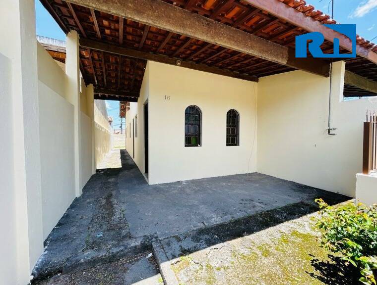 Casa à Venda no Poiares – Caraguatatuba