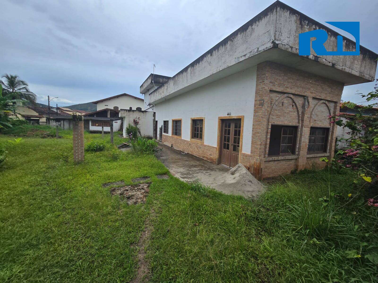 Área Exclusiva Próxima à Prainha - Caraguatatuba