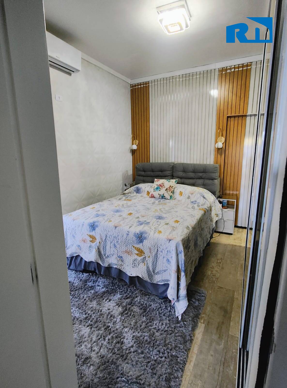Casa à venda com 2 quartos, 104m² - Foto 2