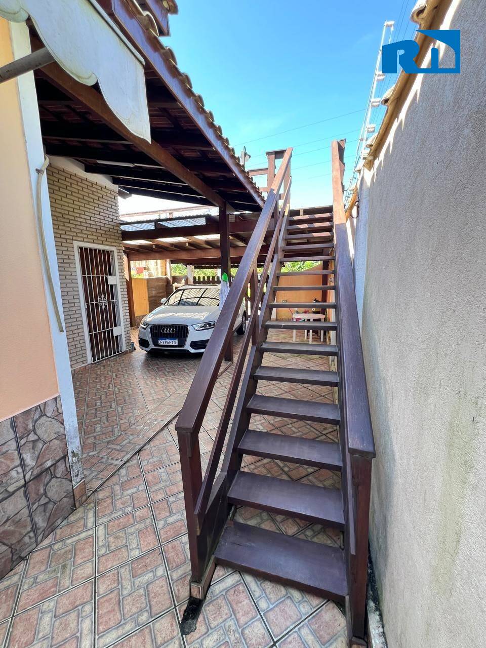 Casa com Piscina à Venda no Jardim Gaivotas – Caraguatatuba/SP