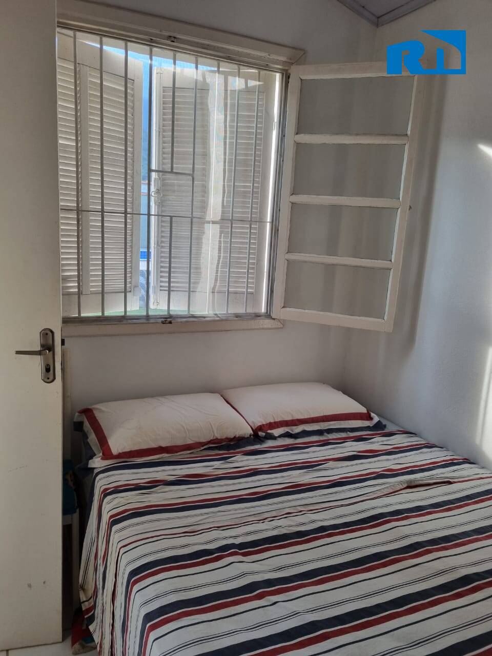 Casa à venda com 2 quartos, 365m² - Foto 6