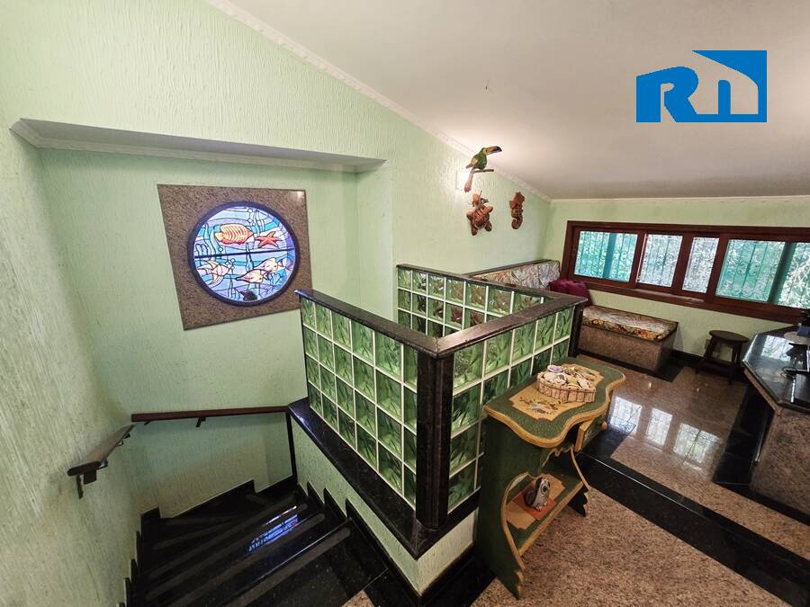 Casa à venda com 3 quartos, 179m² - Foto 14