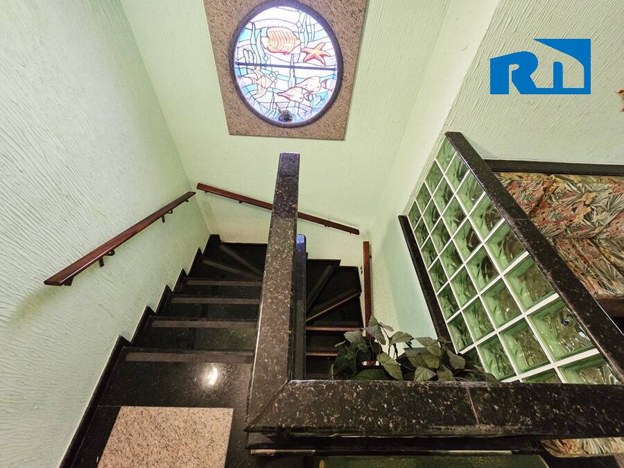Casa à venda com 3 quartos, 179m² - Foto 13