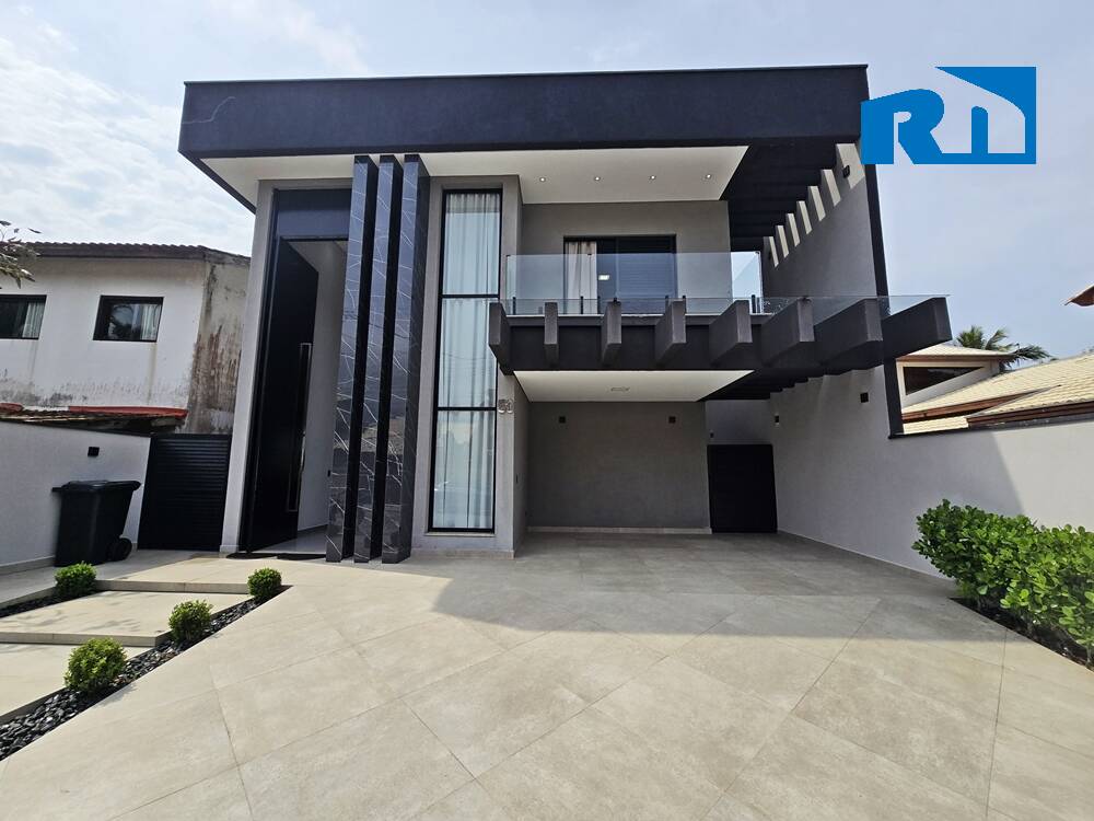 Casa, 3 quartos, 288 m² - Foto 1