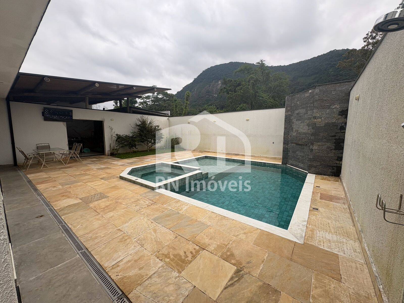 Casa, 4 quartos, 312 m² - Foto 19
