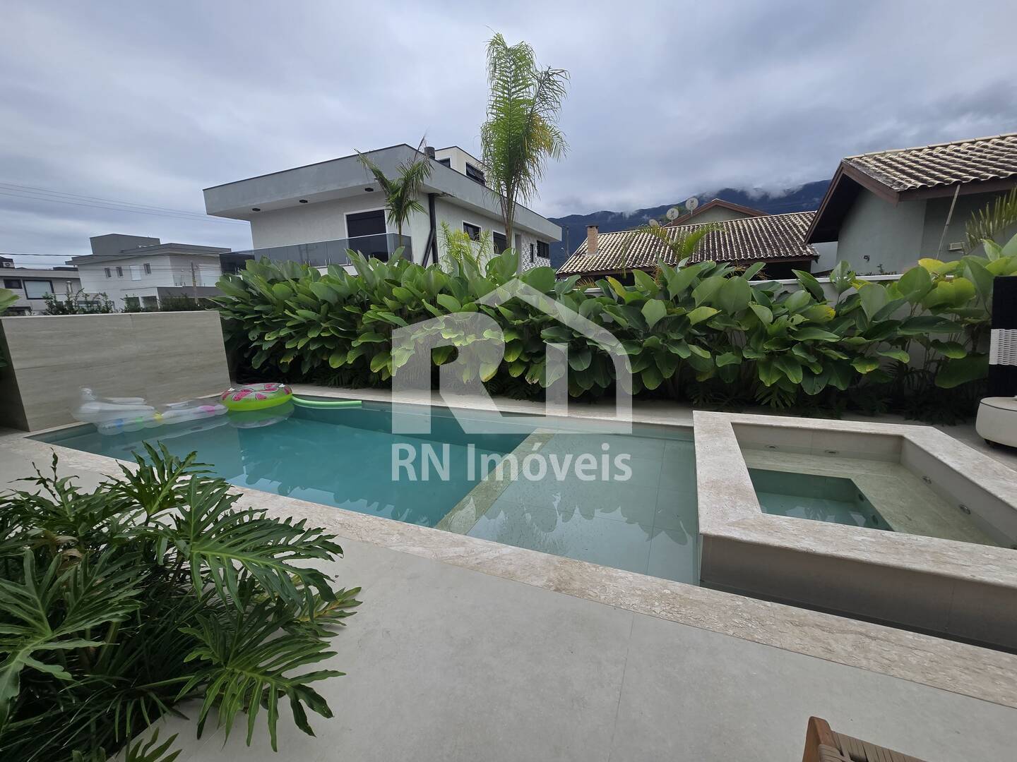 Casa, 5 quartos, 340 m² - Foto 34